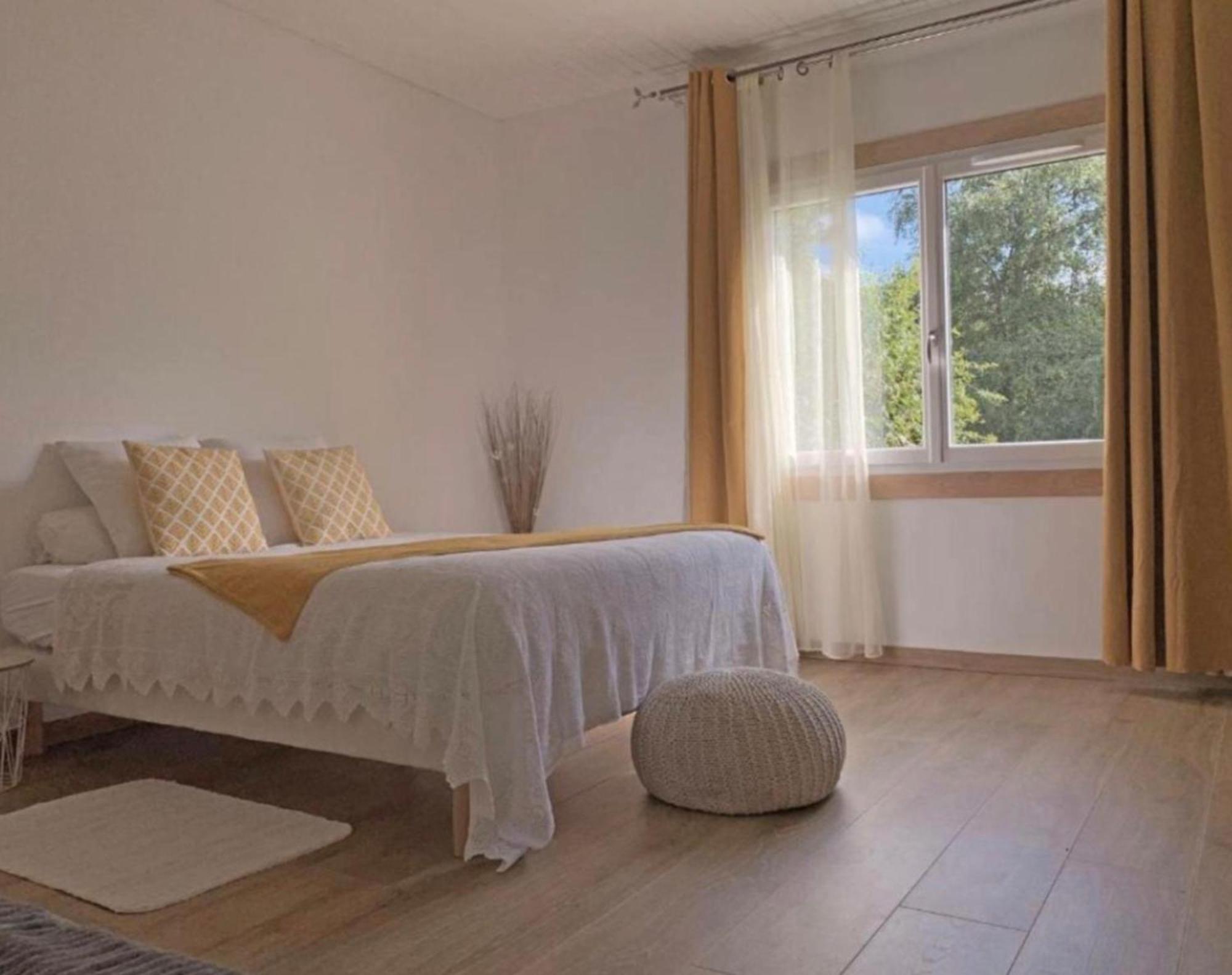 Hotel Les Tables Aux Vaches Raviege La Salvetat-sur-Agout Esterno foto